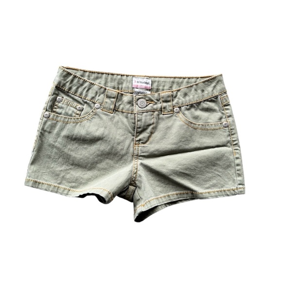 Y2K Low Rise No Boundaries Flap Pocket Shorts size 5 - Picture 2 of 10